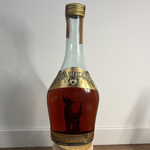 Vecchia bottiglia grappa - bottiglia,